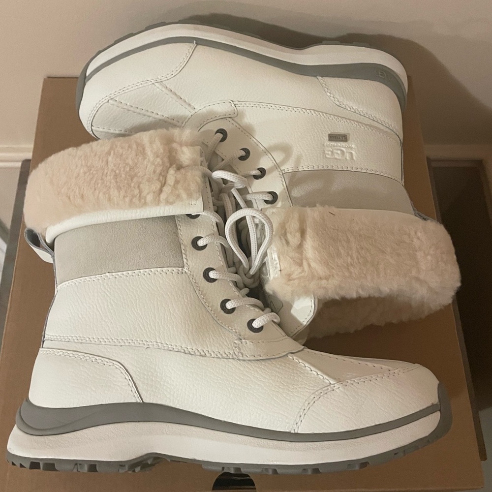 NEW UGG Adirondack III Boot - Picture 4 of 11